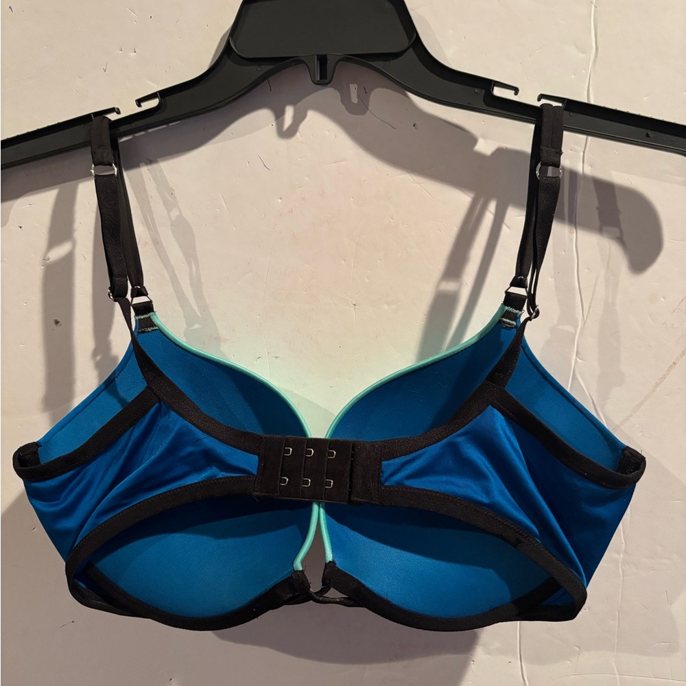 Victoria’s Secret Sz 36D Bombshell Plunge Colorblock Underwire Bra - Picture 4 of 10